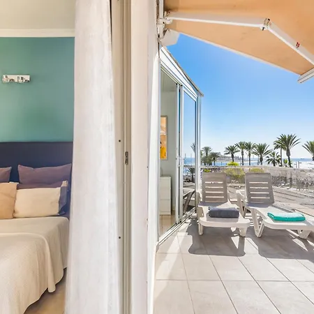 Apartment N1 100% Seaview